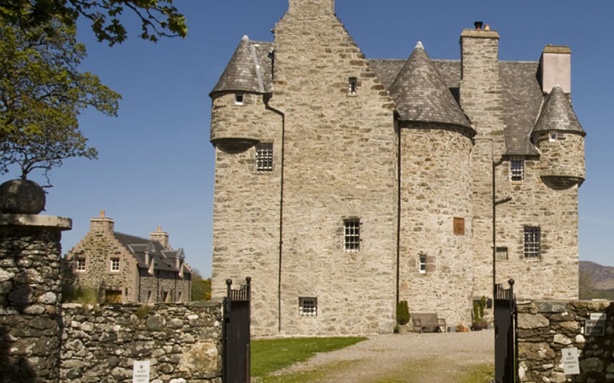 Barcaldine Castle